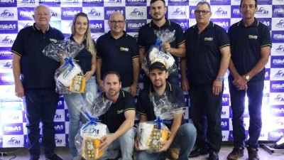 Ganhadores na categoria tr&ecirc;s