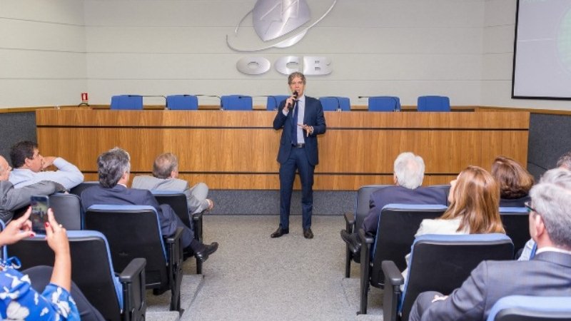 Momento das cooperativas é agora, diz Ricardo Amorim