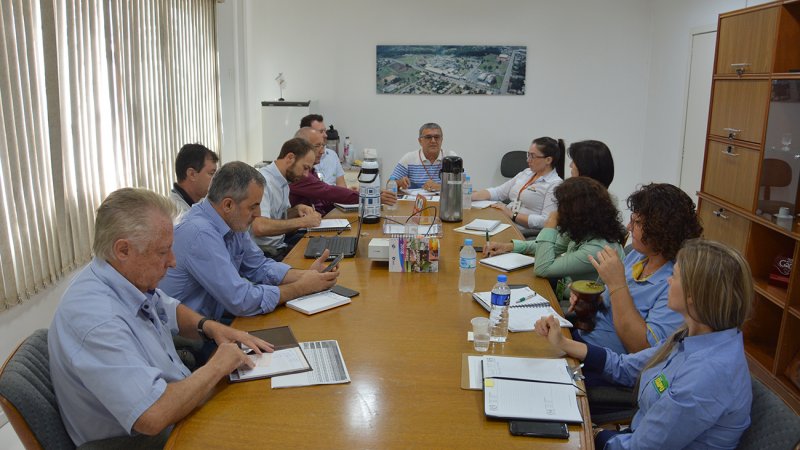 Mil famílias de produtores rurais iniciam projeto Encadeamento Produtivo em 2018