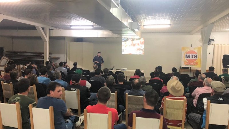EVENTO TÉCNICO: funcionários da Cooper A1 participaram de palestras no dia 28 de maio
