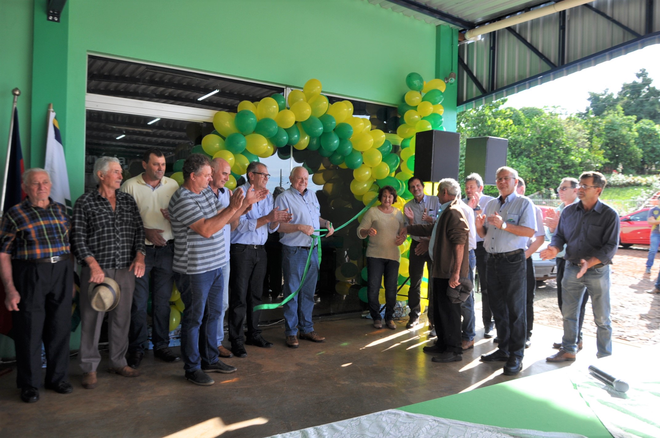 PRÓXIMA DA COMUNIDADE: Cooper A1 inaugurou reformas na filial de Bela União, Belmonte, SC