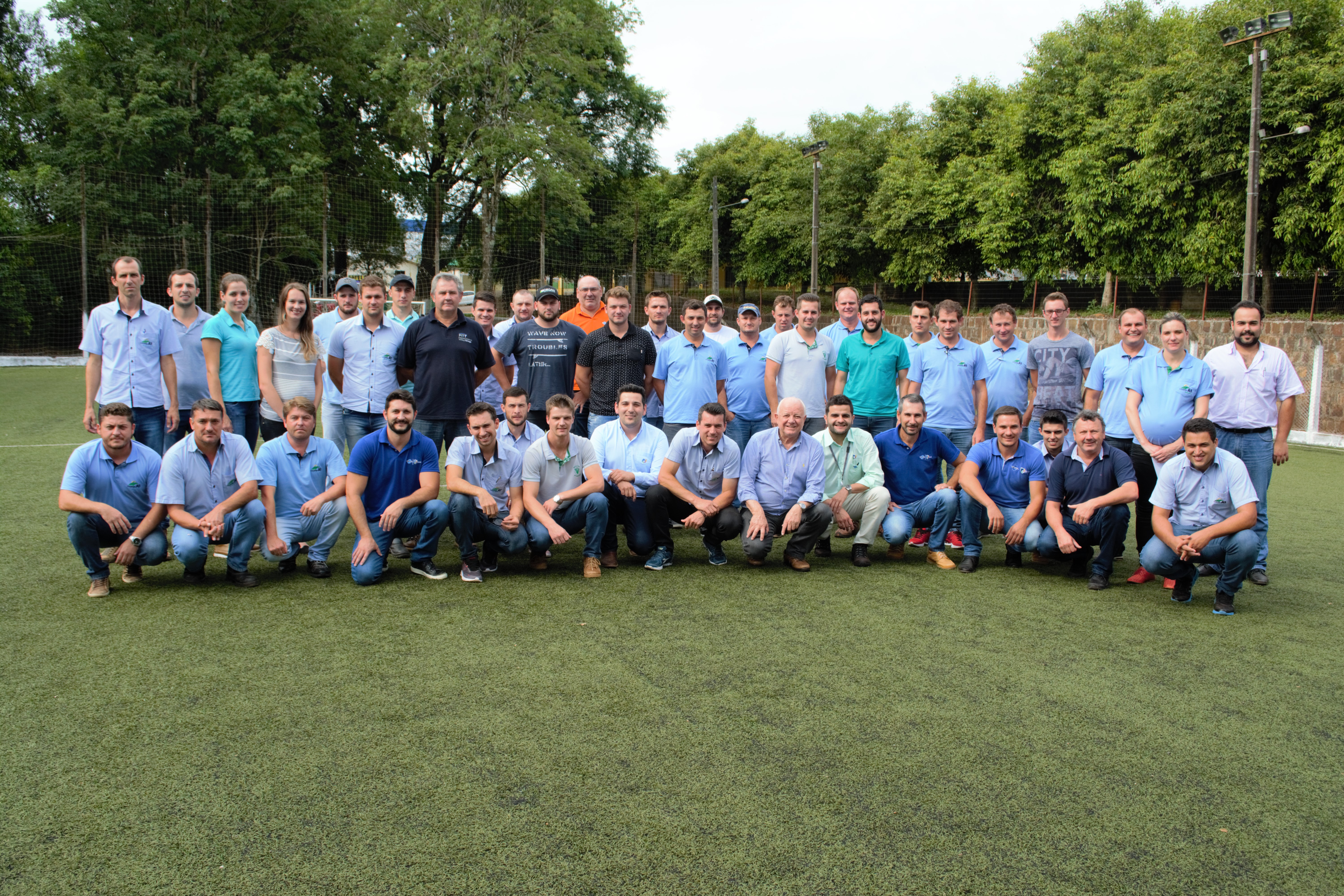 LEITE: profissionais da equipe técnica da Cooper A1 passam por atualização sobre nutrição nas propriedades