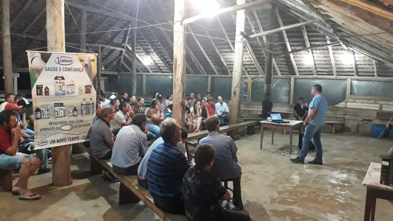 COOPER AI UNIDADE DE ALPESTRE REALIZOU PALESTRA DIRECIONADA AOS PRODUTORES DE GADO DE CORTE