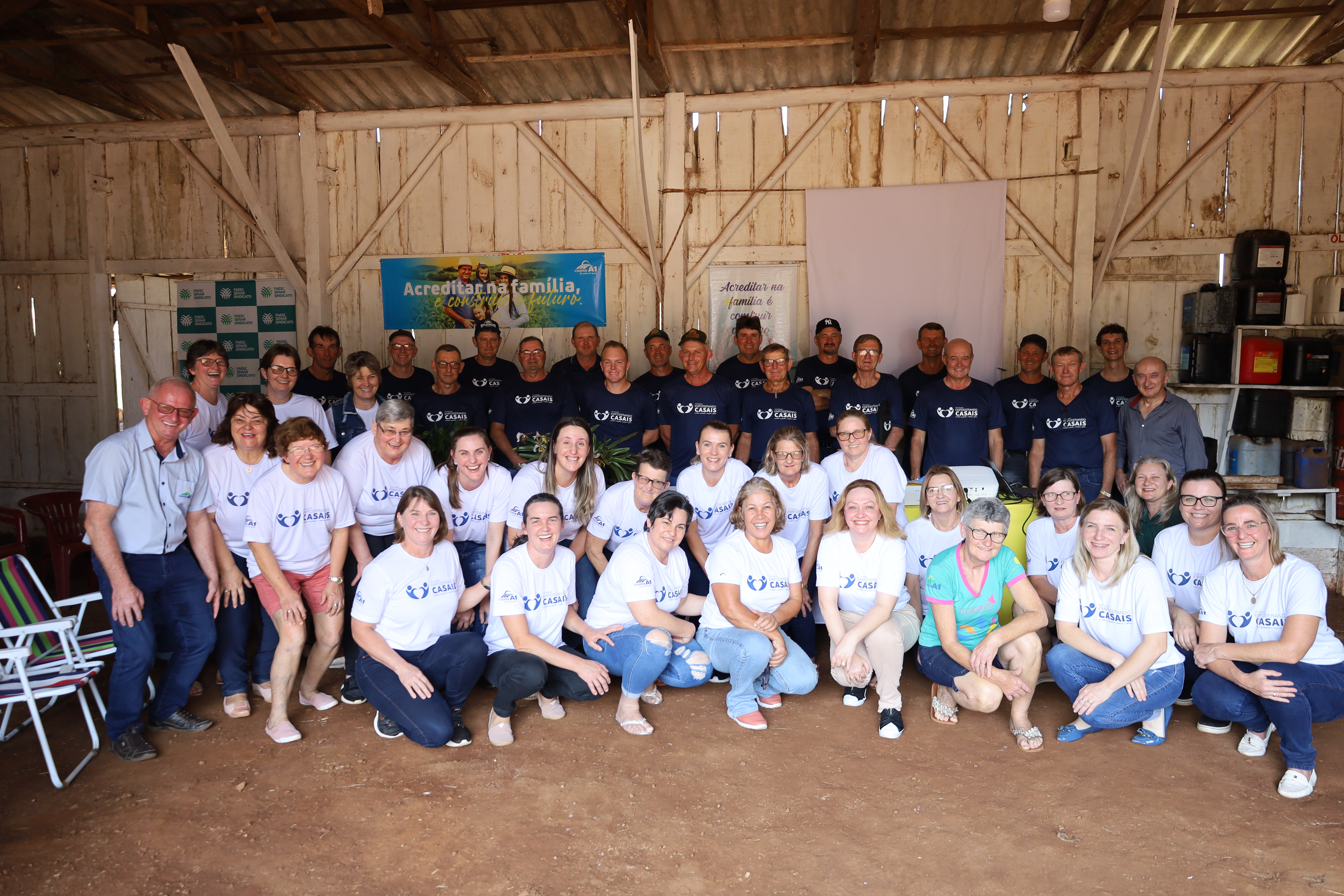 APRENDIZAGEM: Casais cooperados adquirem conhecimento por meio de oficinas 