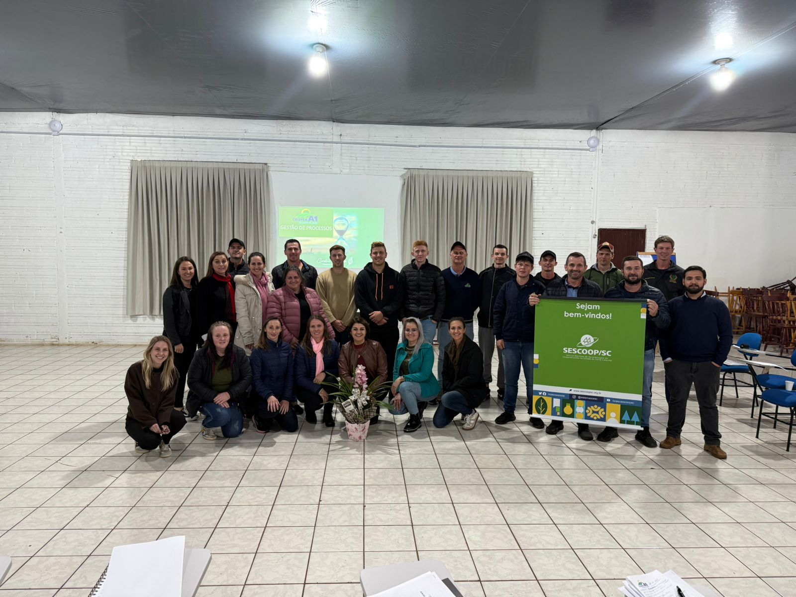 PROGRAMA GERENTES DE GRANJAS: Como ser uma equipe unida e produtiva?